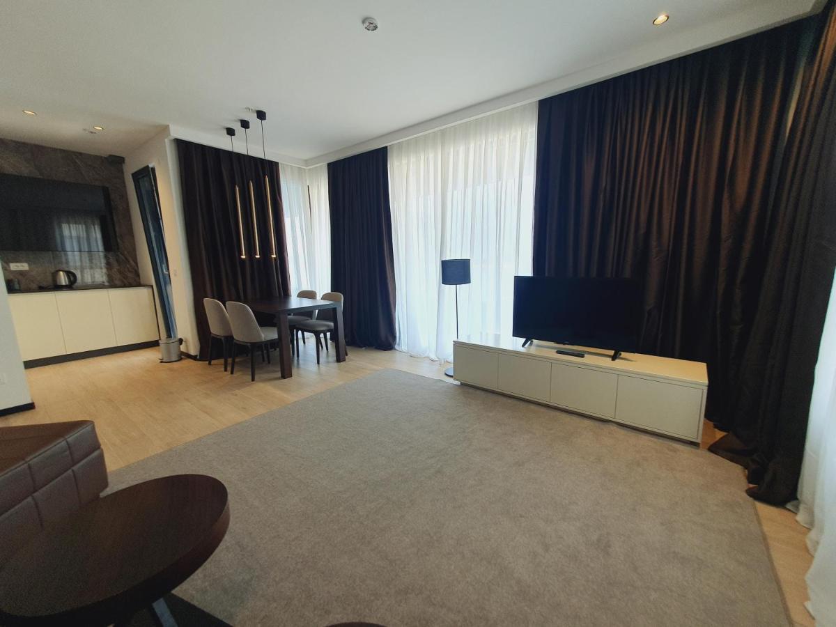 Prestige Central Apartments - Rafailovici Budva Exteriör bild