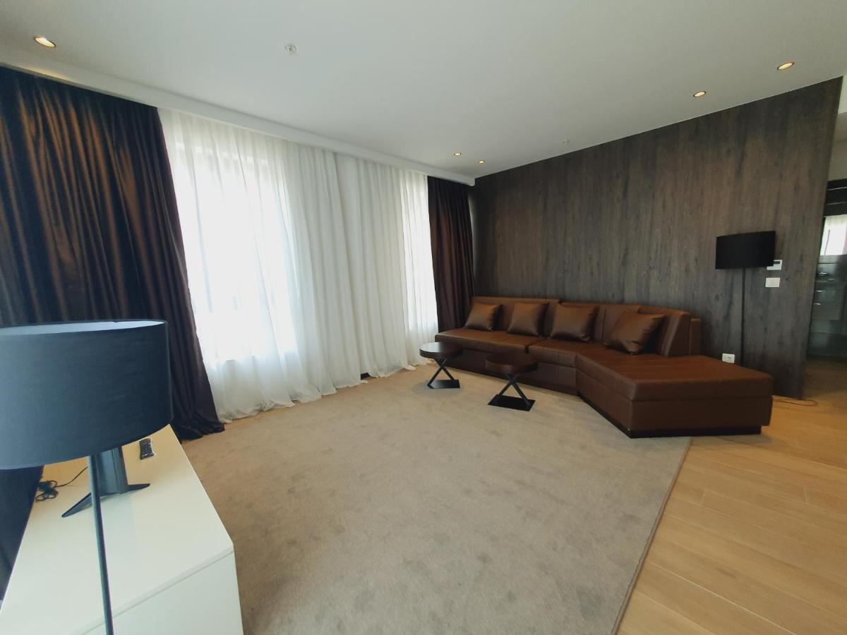 Prestige Central Apartments - Rafailovici Budva Exteriör bild